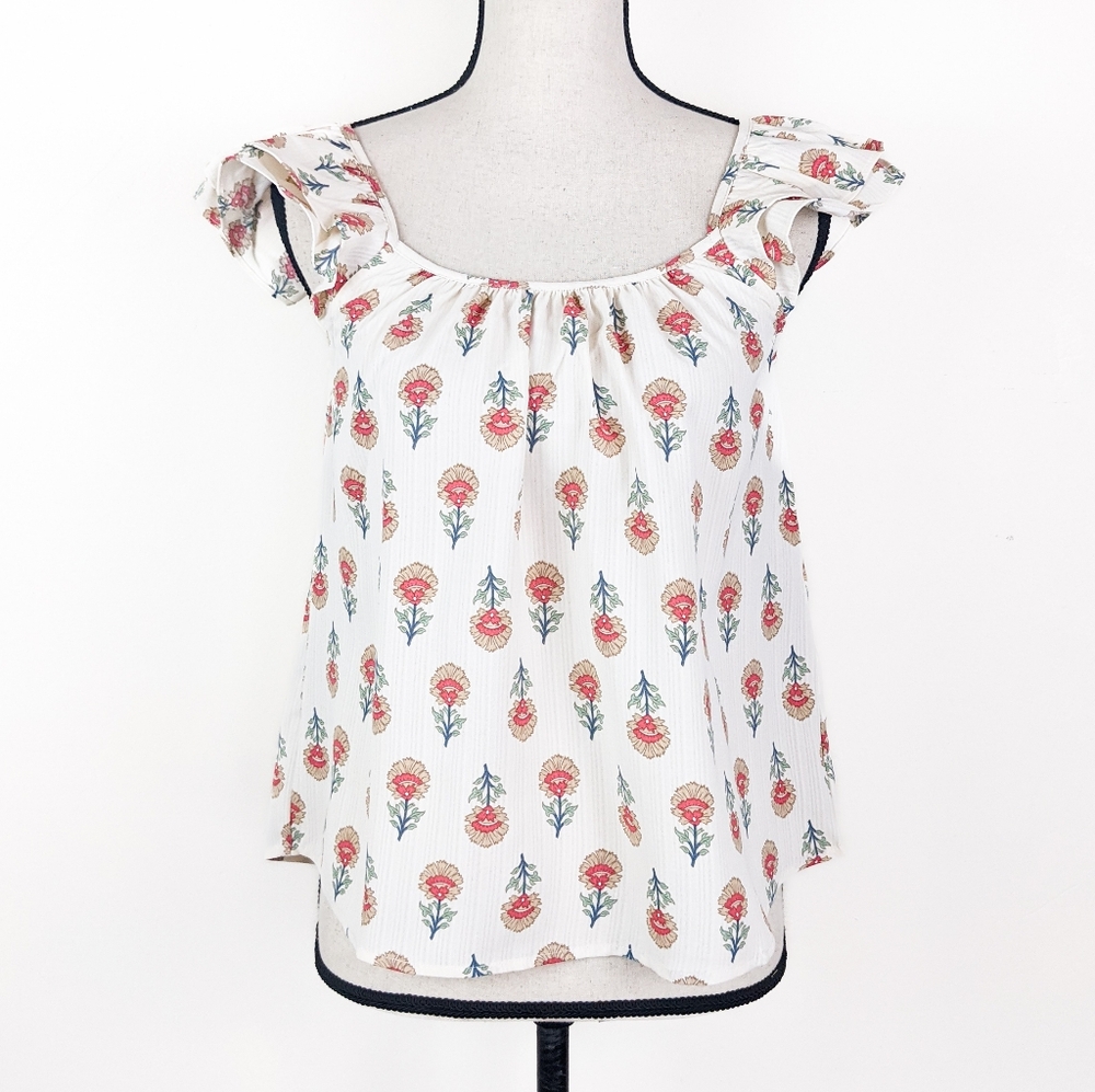 🦋LAST🦋 NWT Blu Pepper Floral Flutter Sleeve Top